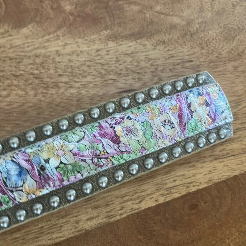 Leatherock 34”l Suede Floral Inlay Belt w/ Crystal Buckle Studded Boho hippie